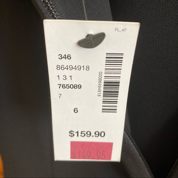 Perfect little Black Dress, looks stunning on! Perfect for a wedding!! - Picture 4 of 5